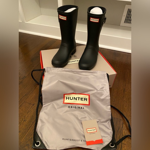 💫Brand New Original Tour Short Hunter Boots- Black💫 - Picture 6 of 14